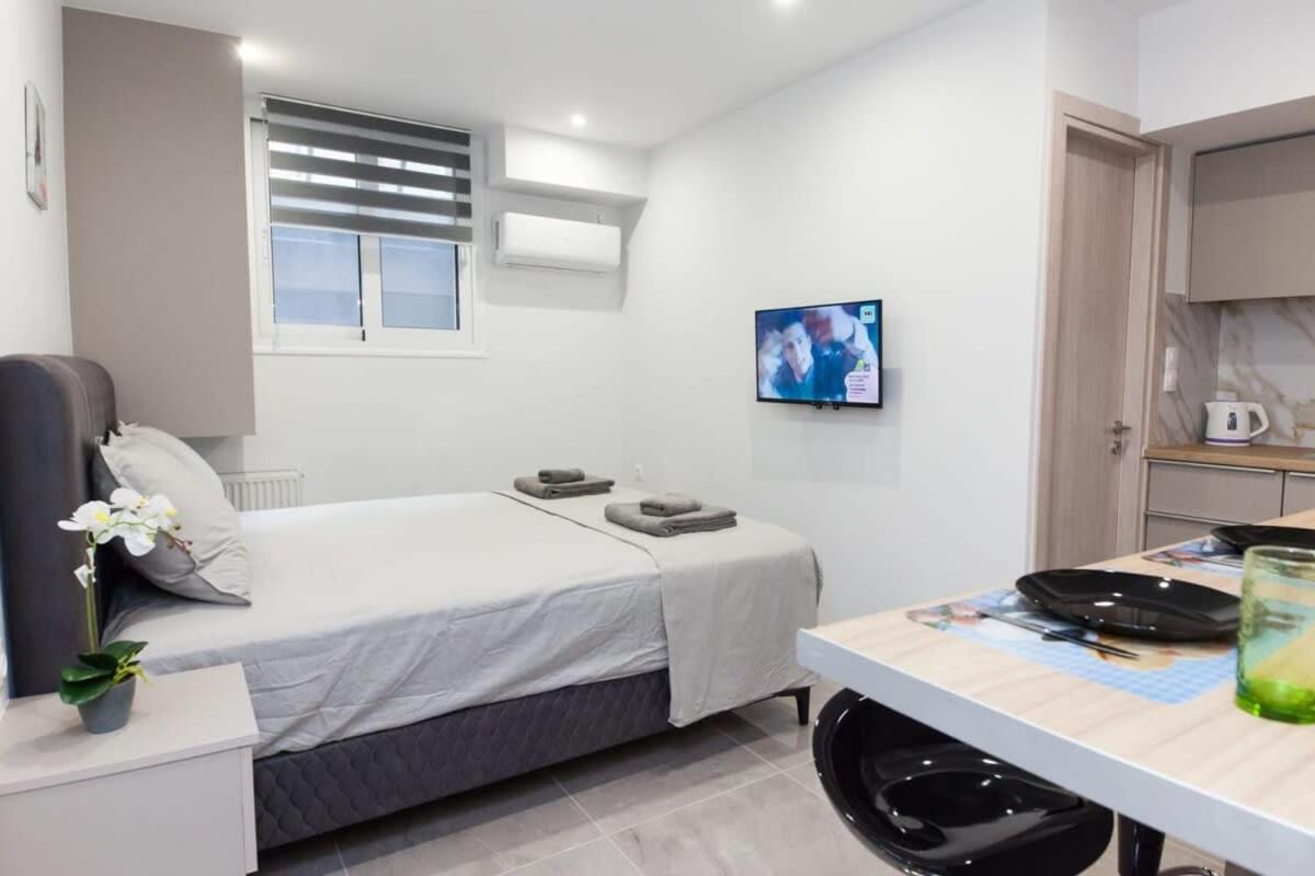 Апартаменты Brand New Urban Getaway Next To Megaro Mousikis Афины Экстерьер фото